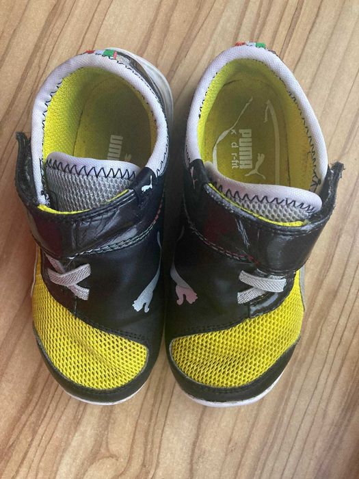 Запазени детски маратонки Пума Ферари 24 размер