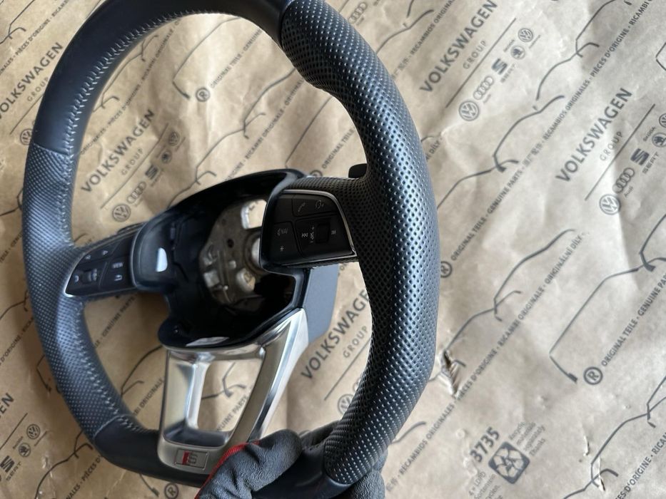 Audi Q5 80A S-line волан 80A419091AE