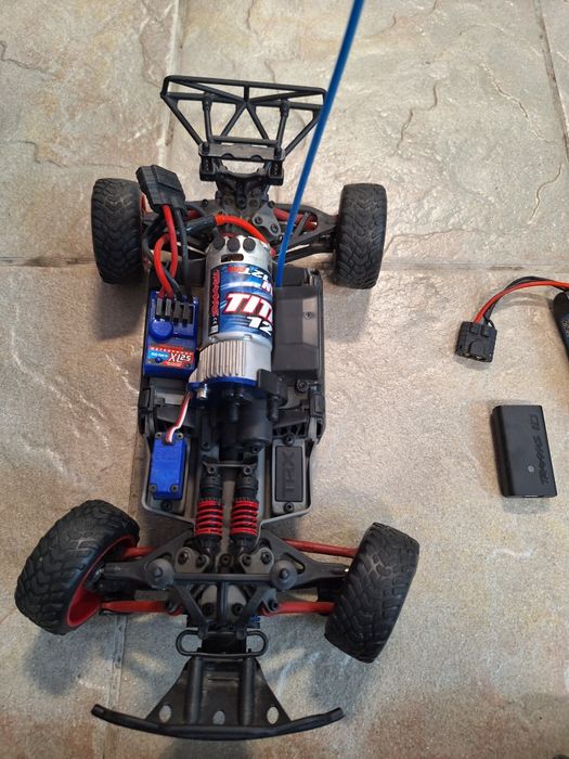Traxxas Slash automodel scala 1/16