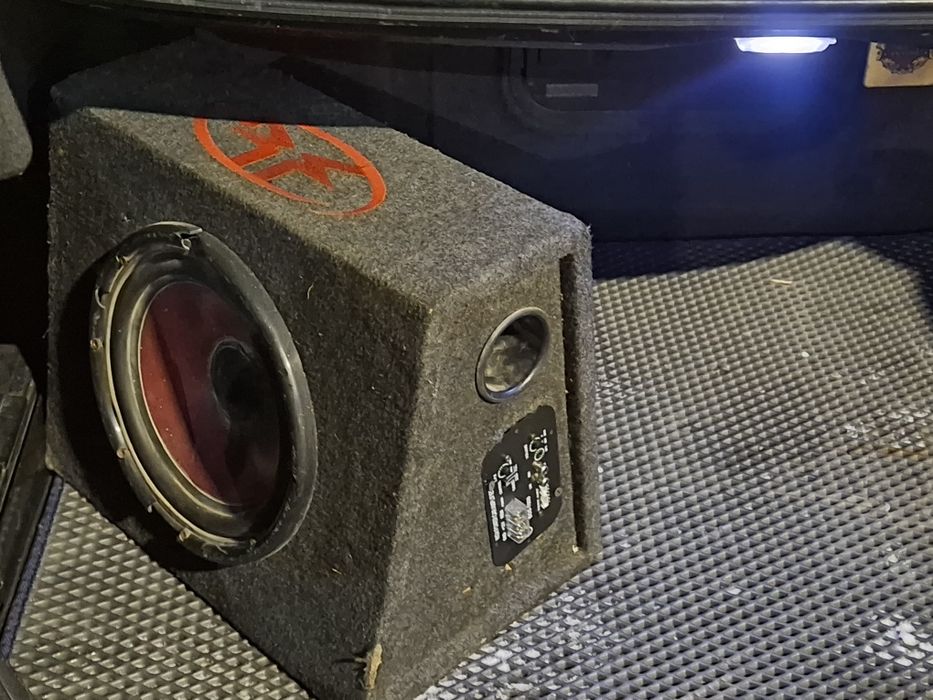 Продам буфер  на авто