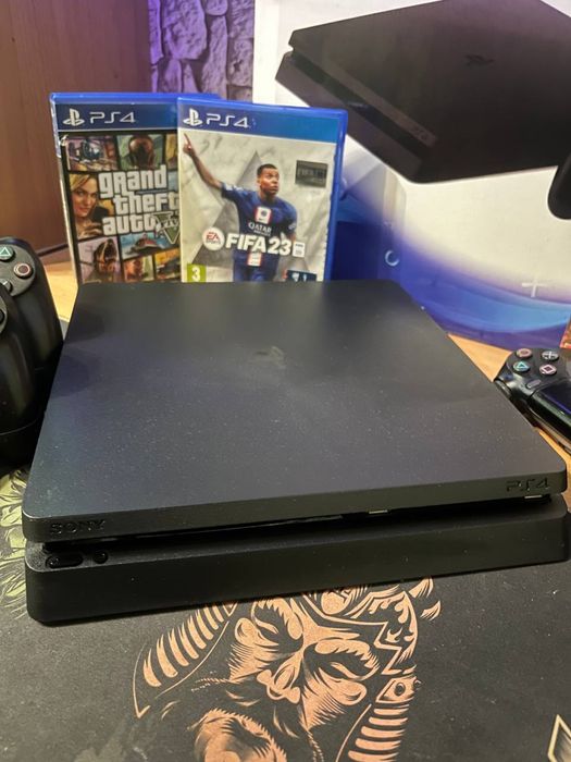 PlayStation 4 slim