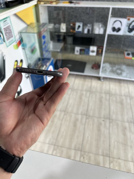 Iphone 8 ideal srochna