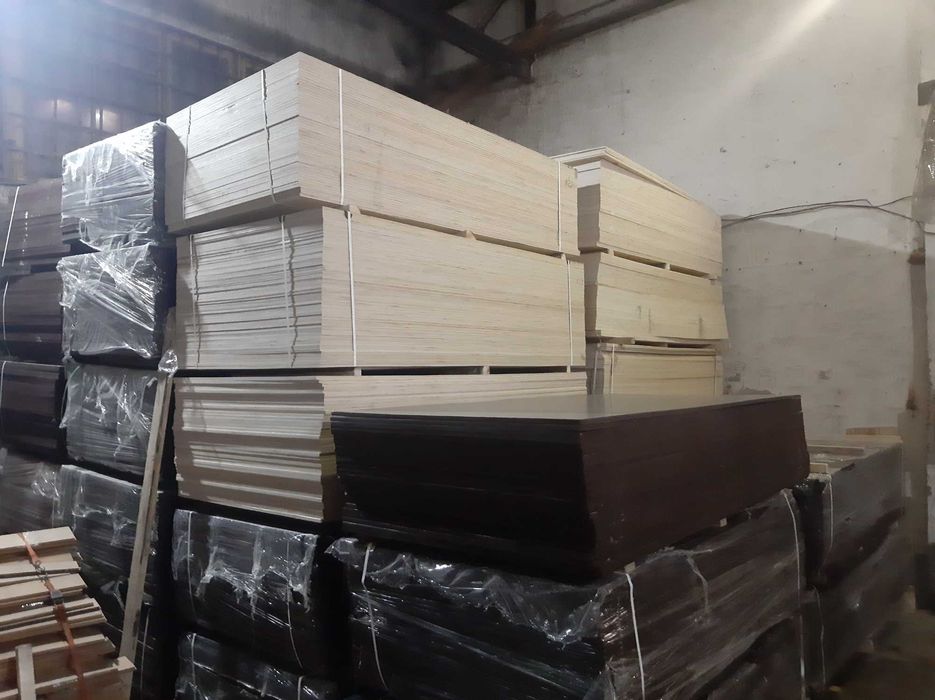 Продам фанеру в Астане