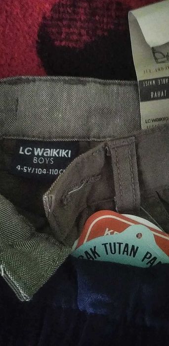 Blugi băieți groși marimea 4-5 ani