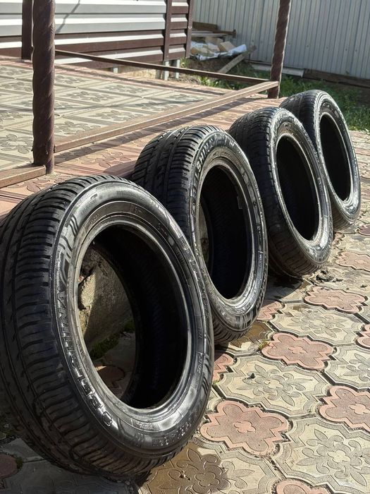 Продам шины полный комплект