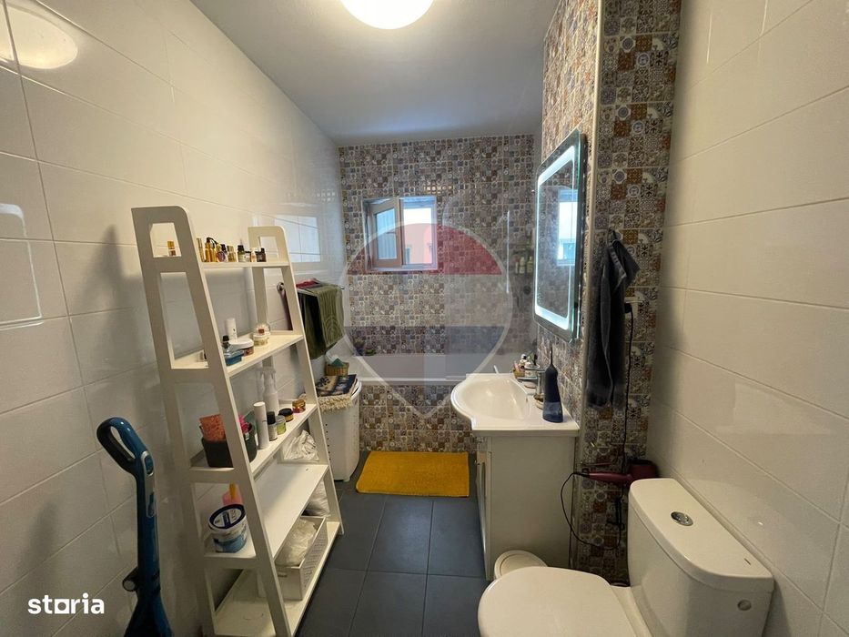 Apartament cu 3 camere de închiriat în zona Piata Cluj-Sibiu