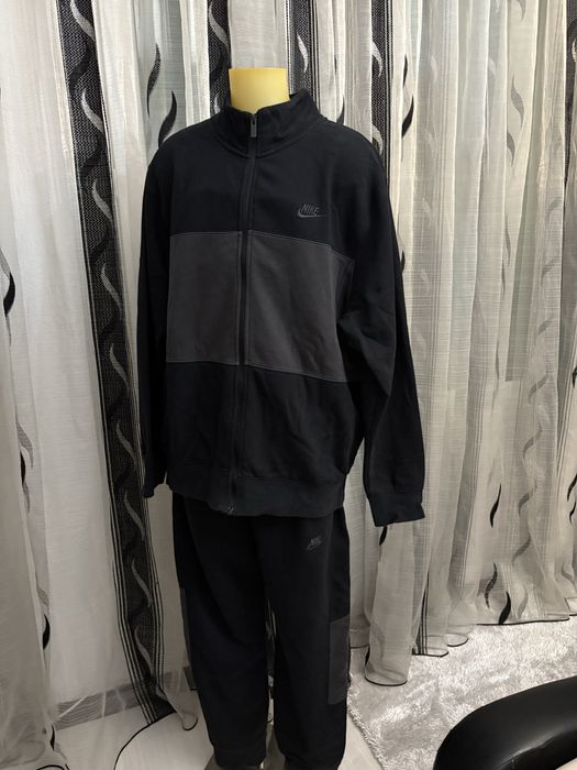 Nike анцузи