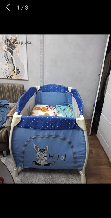 стульчик для кормления  и манеж