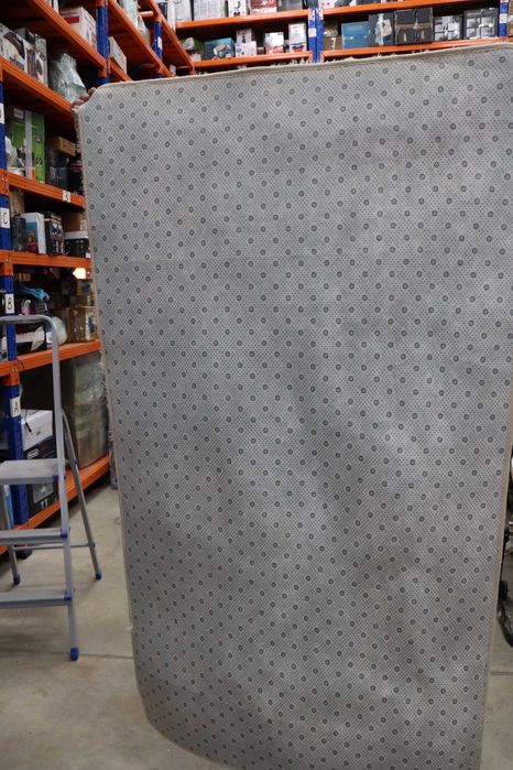 Мек и пухкав килим с основа против плъзгане, 90х165см