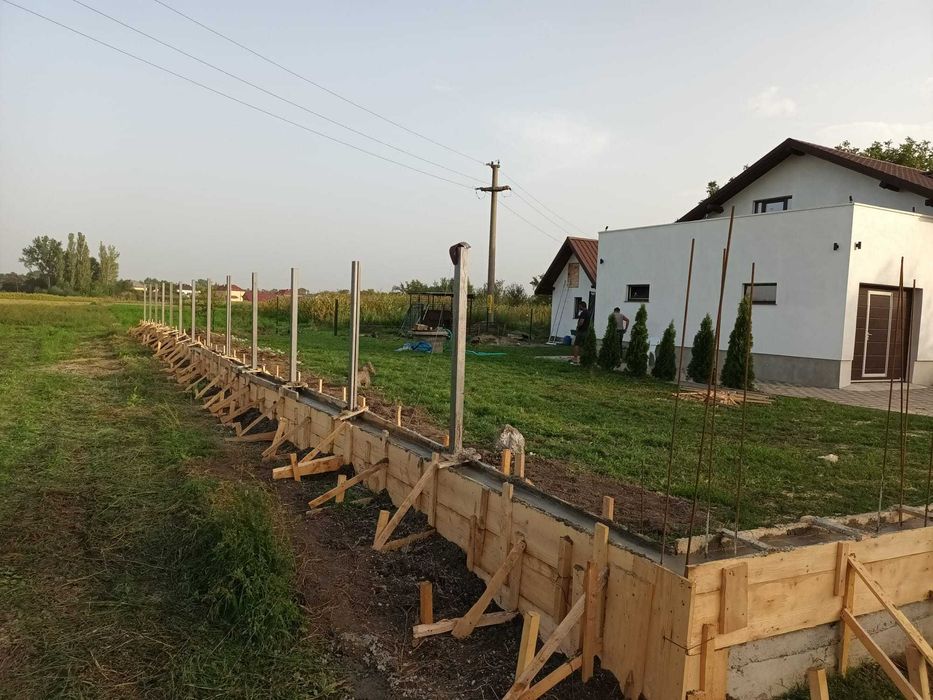 Garduri din sipca metalica, panou stil jaluzele, tabla, plasa si BCA