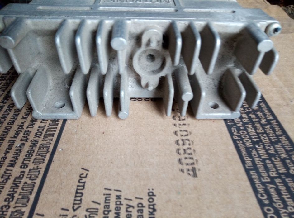 Продам эбу ауди 100