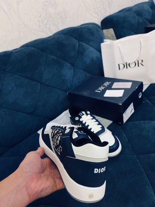 DIOR обув в наличии
