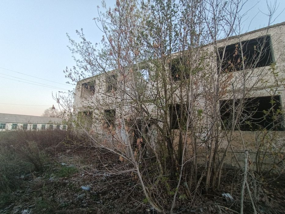 Продается 2х этажное здание