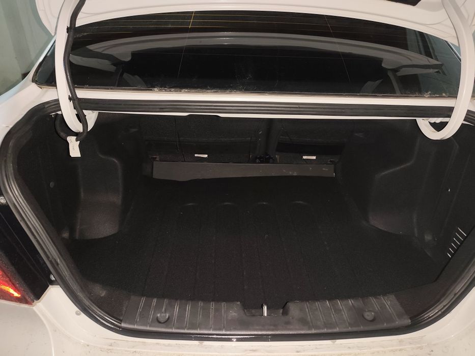 Nexia 3 2019 yil kalenkasida petnosi bor