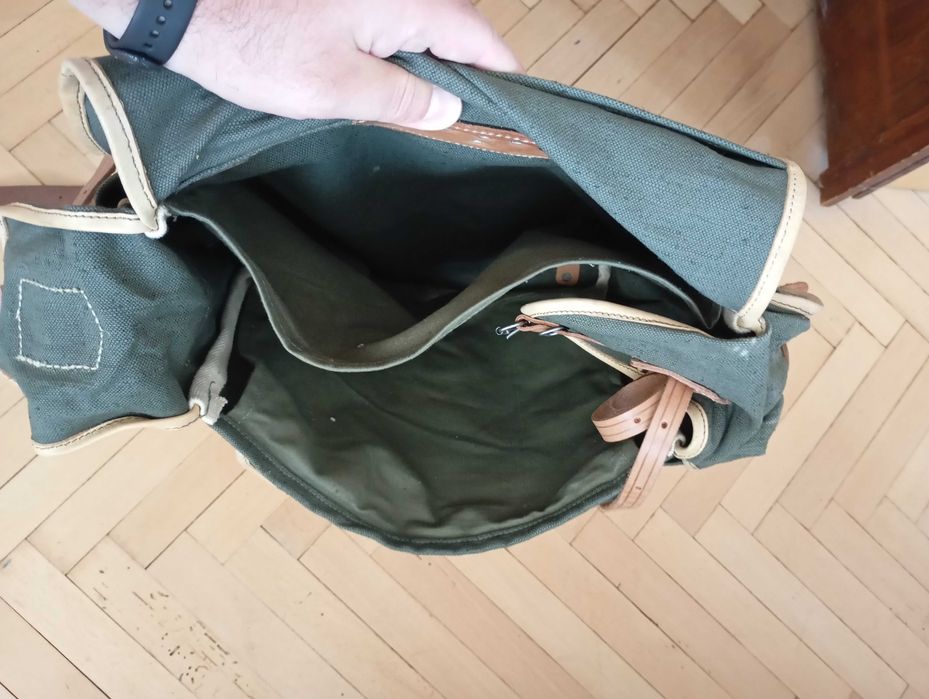 Стара брезентова чанта/раница в перфектно състояние, винтидж