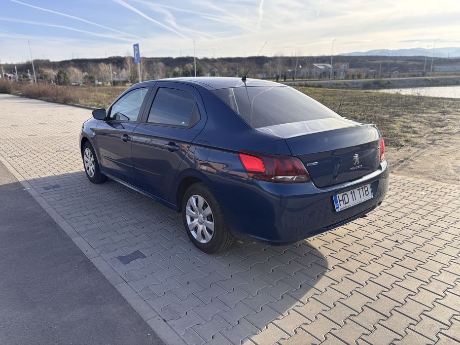 Peugeot 301 / 1.2 Puretech / 2018 / Euro 6 / Carte service