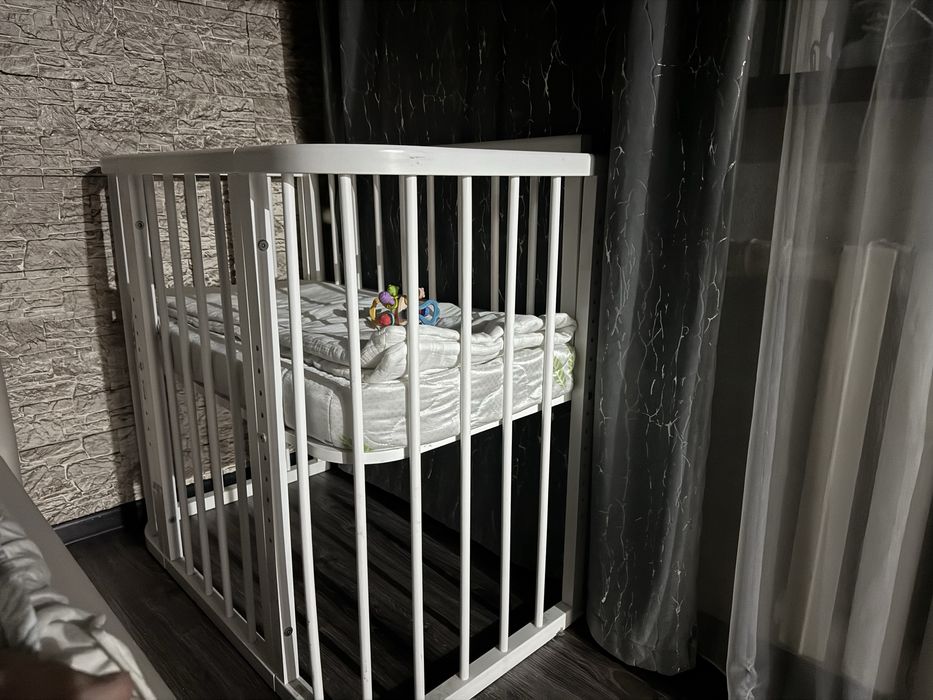 Продам детский манеж с матрасом