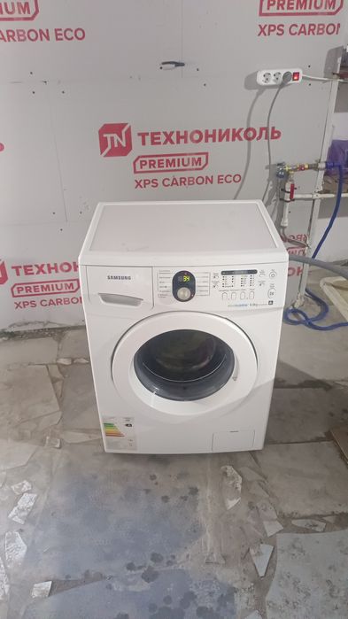 Продам стиральную машину samsung