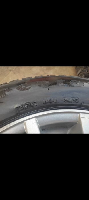 Зимни гуми с джанти 195/65/15 5x100