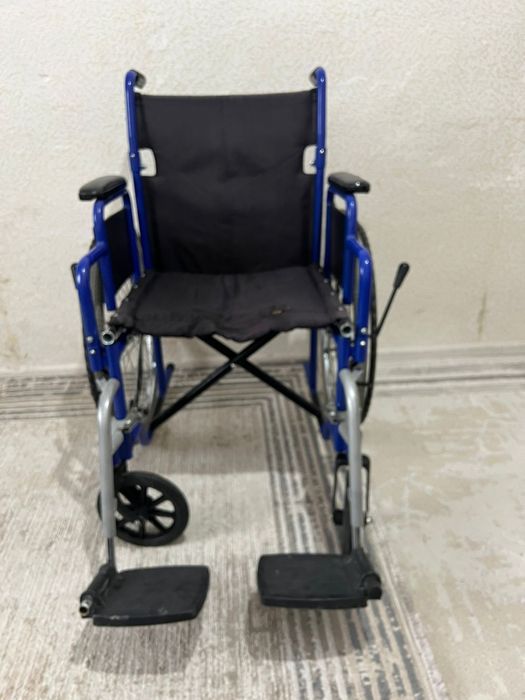 Инвалидная коляска