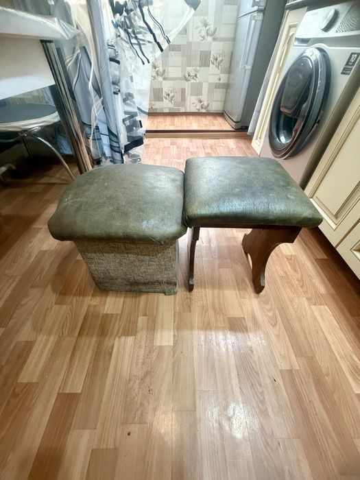 Столы разные, обувница, табуретки