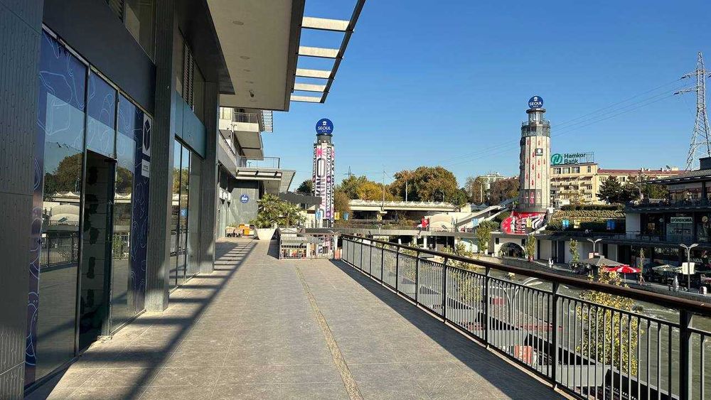 88 кв.м Кафе Магазин Вытяжка Каникулы SEOUL MUN Сеул Мун