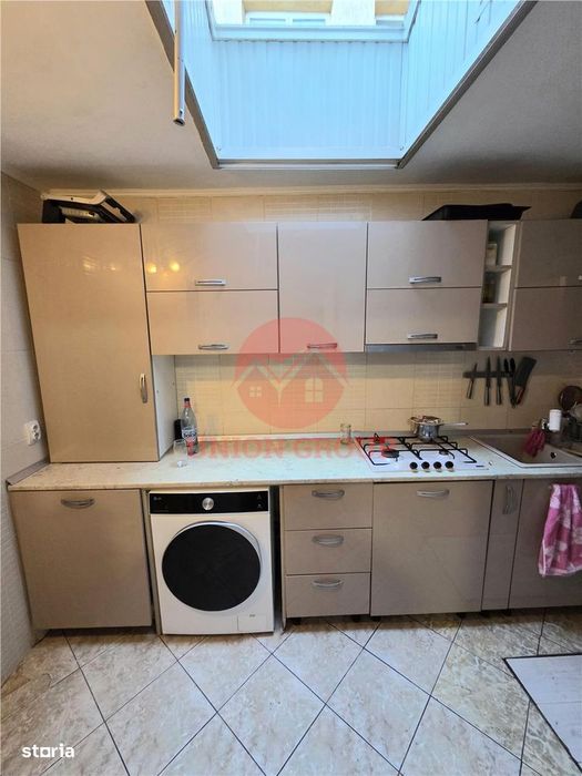 Apartament 4 Camere in Vila, Curte si Intrare Separata, Zona Andrei Sa