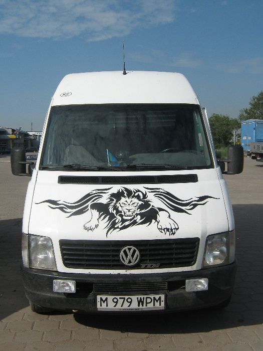 Наклейки на авто