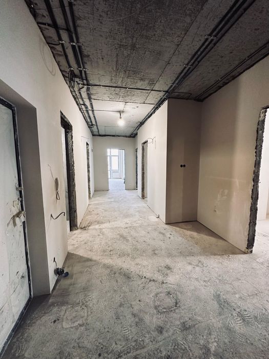 Продаю 4х комн квартиру