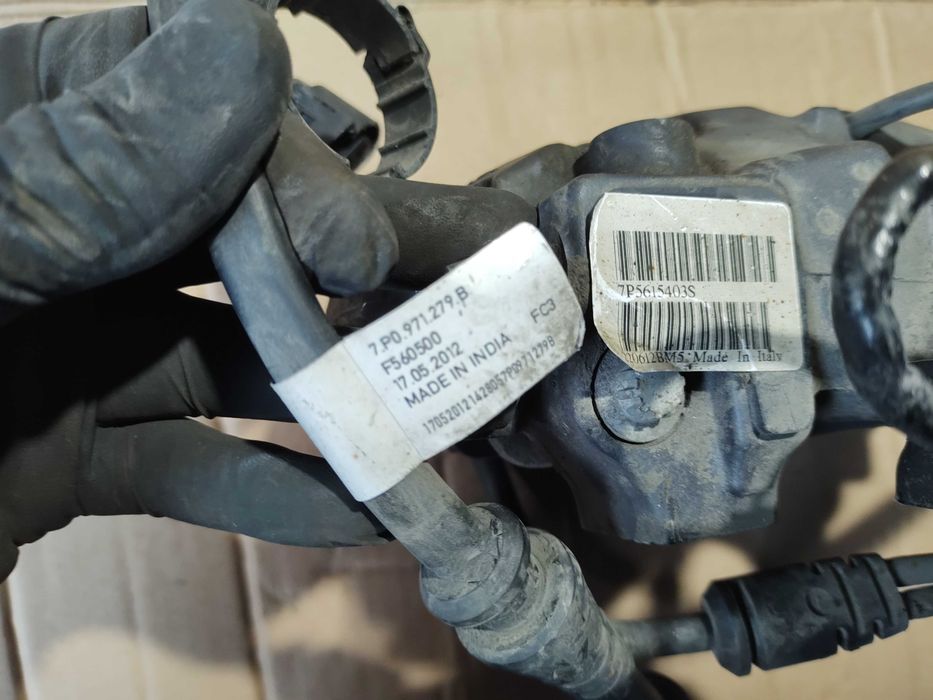 Спирачен Апарат Заден Ляв 7P0615423 Porsche Cayenne 3.0D 92A/2012г