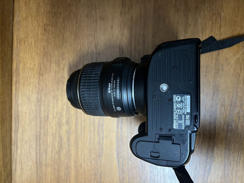 Nikon D5100 18-55mm комплект