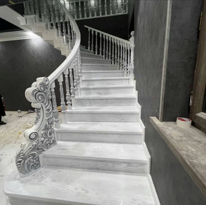 Sifatli zina poyalar o'rnatib beramiz