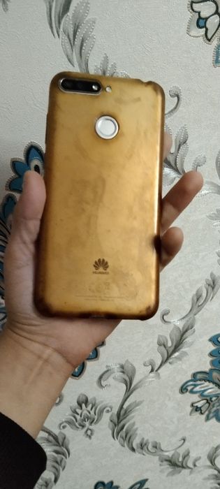 Huawei Y6 сотилади СРОЧНО!!