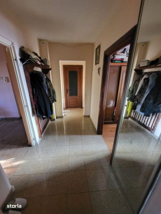 Apartament cu 4 camere