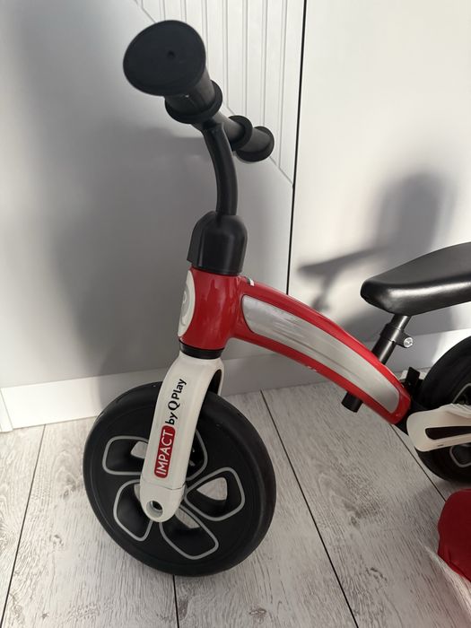 Продам беговел детский