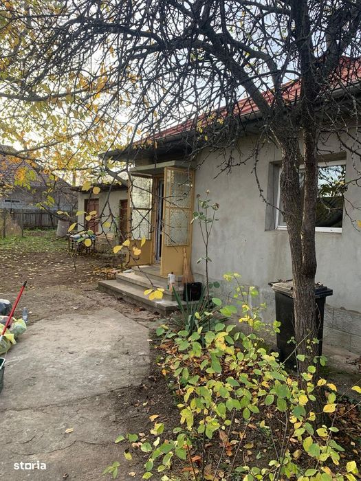 Vand casa sat Saranga comuna Pietroasele judetul Buzau