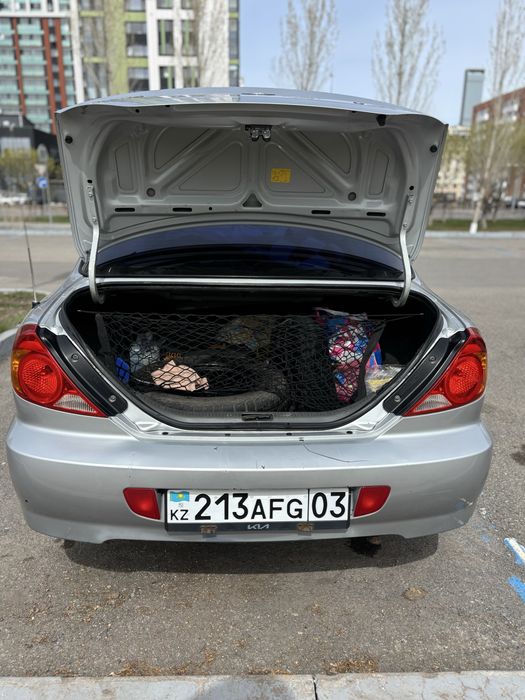 Kia Spectra продам