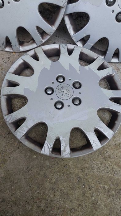 Оригинални тасове за Пежо 16