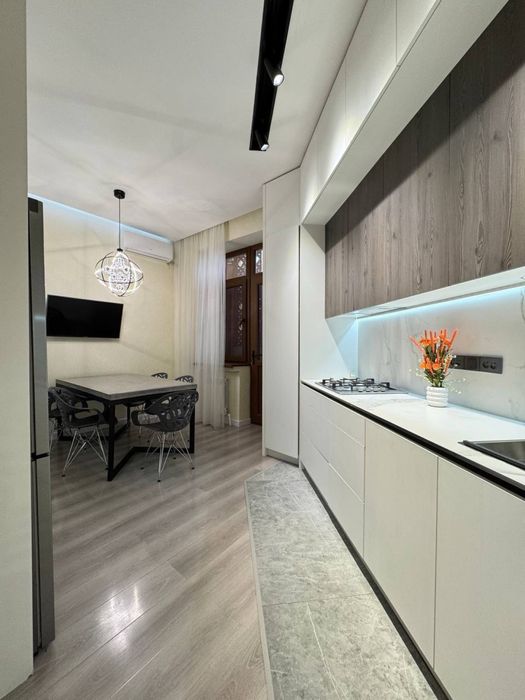 Квартира ЖК Parisien 4/7-8/8 140 кв.м