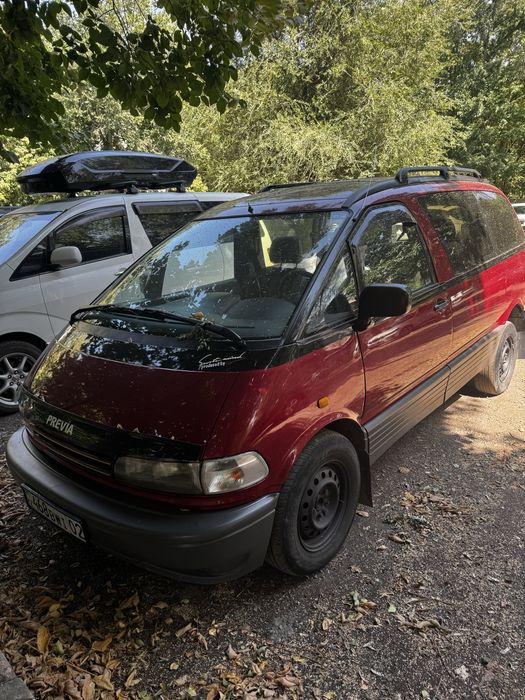 Авто в аренду Toyota Previa