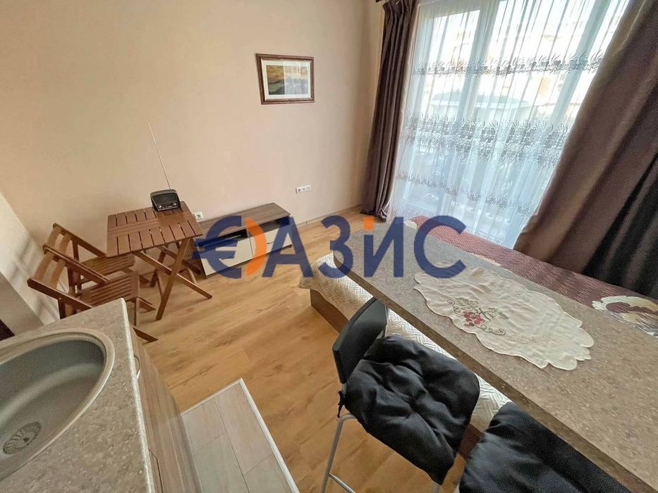 Продава се Едностаен апартамент в к.к. Слънчев бряг - 30 кв.м за 1467 €/кв.м - Снимка #5