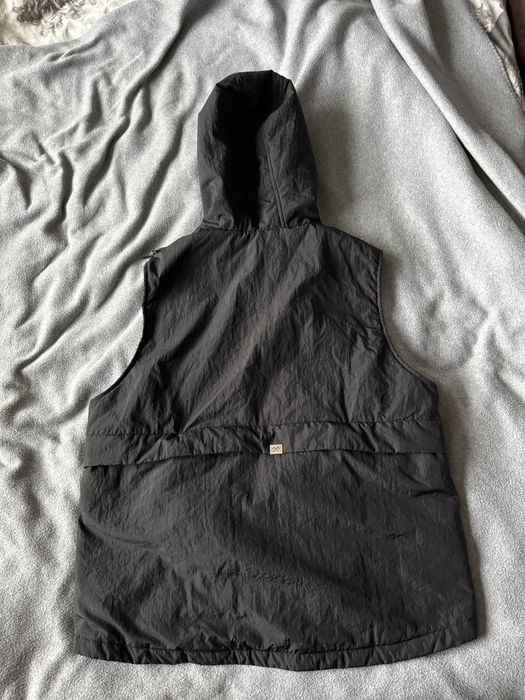 Продавам елек на луда М luda