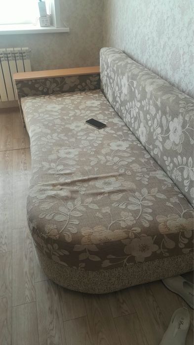 Продам диван б/у
