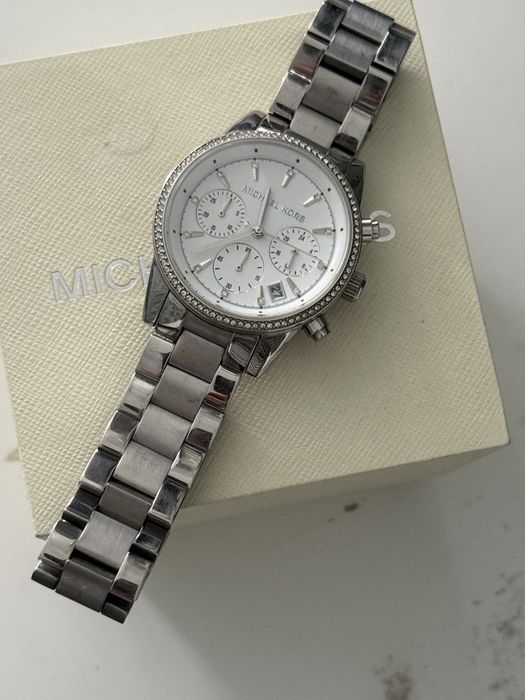 Часы Майкл Корс