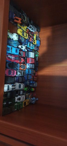 Продам машинки Hot Wheels