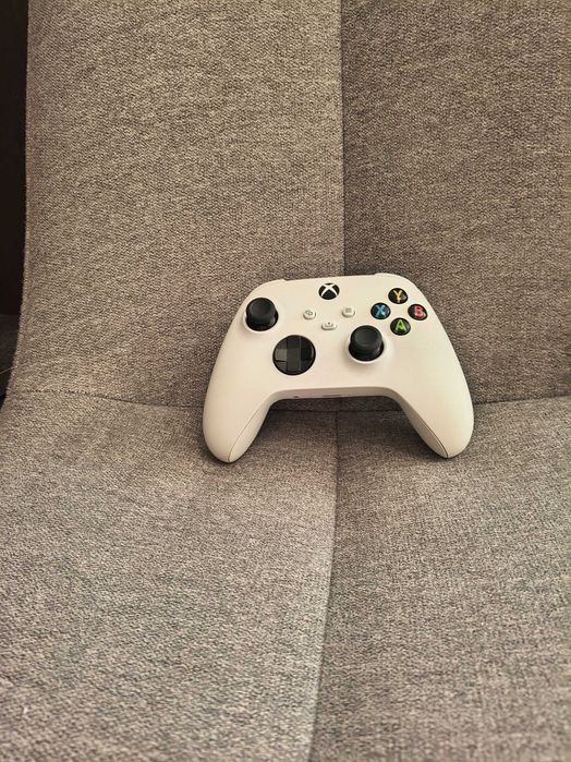 Продавам:Xbox Series S 512GB + Elite Series 2 + Logitech G335 | Пълен комплект