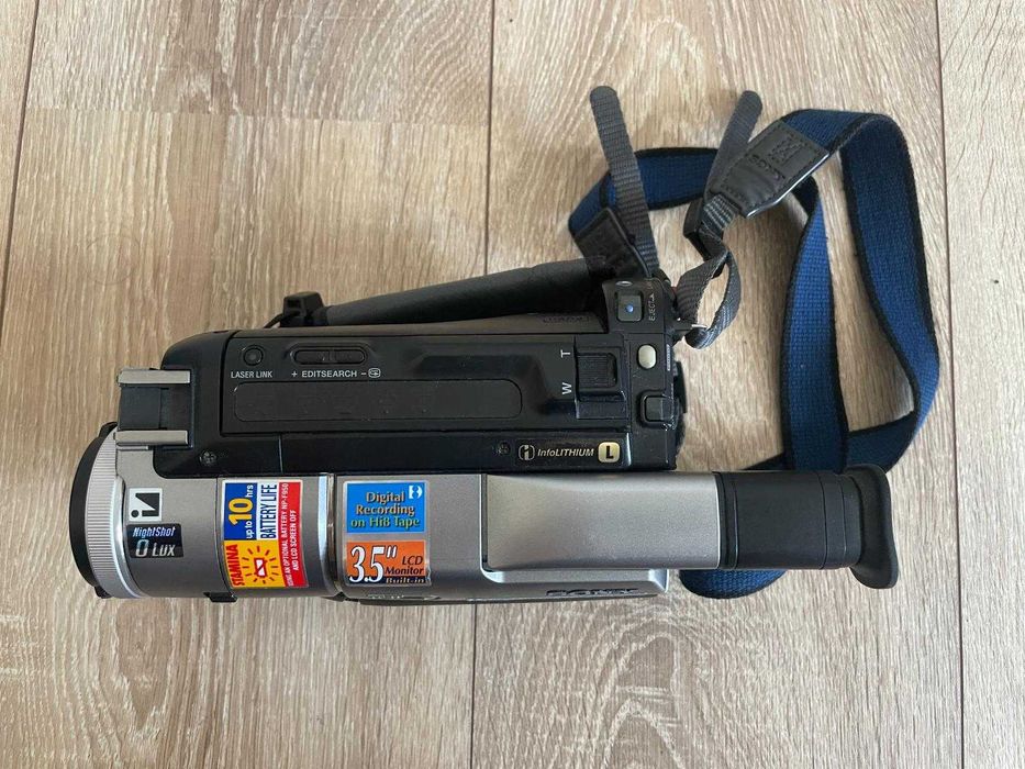 Sony Handycam digital8 PAL Hi8 Digital Camcorder
