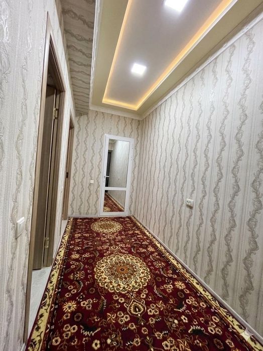 Самарқанд Сартепо массеви 5етажли домни 3қаватидан 2хонали