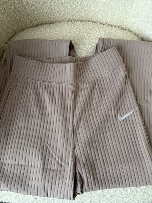 Дамски комплект Nike