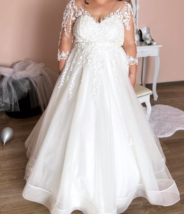 Vând rochie mireasa